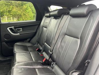 LAND ROVER DISCOVERY SPORT 2.0 TD4 Landmark SUV 5dr Diesel Auto 4WD Euro 6 (s/s) (180 ps)