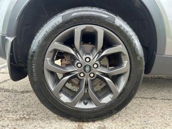 LAND ROVER DISCOVERY SPORT 2.0 TD4 Landmark SUV 5dr Diesel Auto 4WD Euro 6 (s/s) (180 ps)