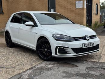 Volkswagen Golf 1.4 TSI 8.7kWh GTE Advance Hatchback 5dr Petrol Plug-in Hybrid D