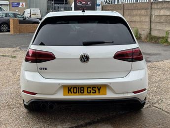 VOLKSWAGEN GOLF 1.4 TSI 8.7kWh GTE Advance Hatchback 5dr Petrol Plug-in Hybrid D