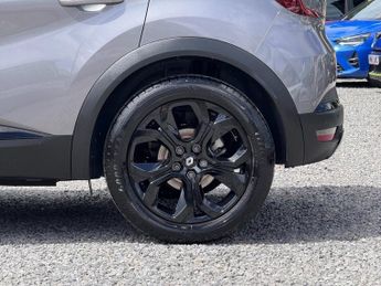 RENAULT CAPTUR 1.6 E-TECH Rive Gauche SE Hybrid 5dr - ONE OWNER