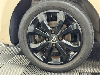 CITROEN C1 1.0 VTi Flair Hatchback 5dr Petrol Manual Euro 6 (s/s) (72 ps)