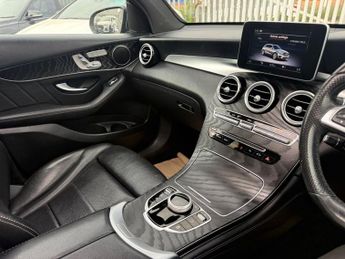 MERCEDES-BENZ GLC 2.1 GLC250d AMG Line (Premium) SUV 5dr Diesel G-Tronic+ 4MATIC E