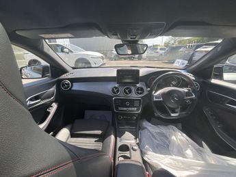 MERCEDES-BENZ CLA 2.1 CLA220d AMG Line Coupe 4dr Diesel 7G-DCT Euro 6 (s/s) (177 p