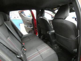 TOYOTA C-HR 1.8 VVT-h GR SPORT SUV 5dr Petrol Hybrid CVT Euro 6 (s/s) (122 p