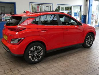 HYUNDAI KONA 64kWh Premium SUV 5dr Electric Auto (10.5kW Charger) (204 ps)