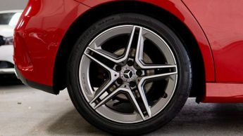 MERCEDES-BENZ A-CLASS 1.5 A180d AMG Line (Executive) Hatchback 5dr Diesel 7G-DCT Euro 