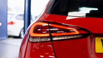 MERCEDES-BENZ A CLASS 1.5 A180d AMG Line (Executive) Hatchback 5dr Diesel 7G-DCT Euro 