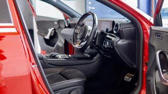 MERCEDES-BENZ A-CLASS 1.5 A180d AMG Line (Executive) Hatchback 5dr Diesel 7G-DCT Euro 