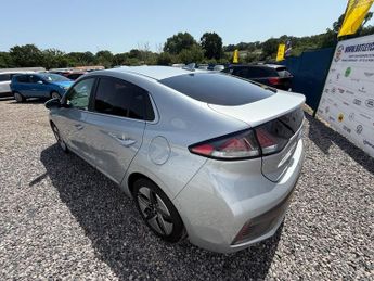 HYUNDAI IONIQ 1.6 h-GDi Premium SE Hatchback 5dr Petrol Hybrid DCT Euro 6 (s/s