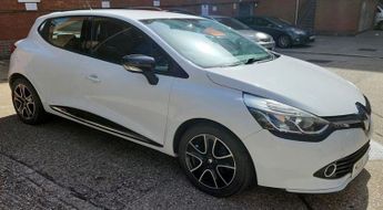 Renault Clio 1.2 16V Dynamique Nav Hatchback 5dr Petrol Manual Euro 6 (75 ps)