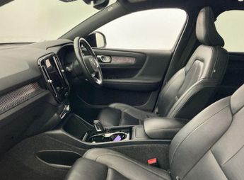 VOLVO XC40 Recharge Twin 78kWh Pro SUV 5dr Electric Auto AWD (408 ps)