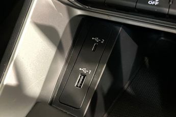 AUDI Q3 2.0 TDI 35 Sport SUV 5dr Diesel S Tronic Euro 6 (s/s) (150 ps) R