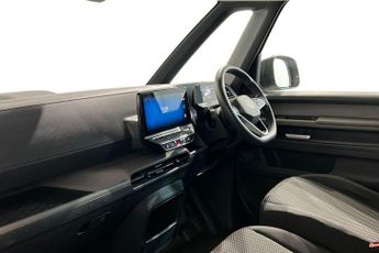 VOLKSWAGEN ID BUZZ Pro 77kWh Commerce Panel Van 5dr Electric Auto (204 ps) Front / 
