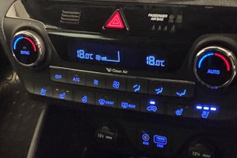 HYUNDAI TUCSON 1.7 CRDi Blue Drive Premium SE SUV 5dr Diesel DCT Euro 6 (s/s) (