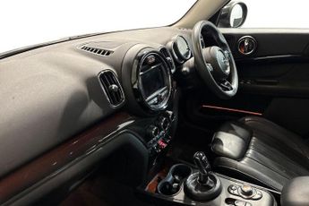MINI COUNTRYMAN 1.5 Cooper Exclusive SUV 5dr Petrol Steptronic Euro 6 (s/s) (136