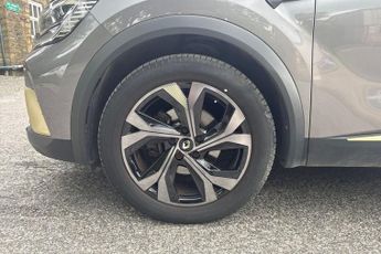 RENAULT CAPTUR 1.6 E-TECH E-Tech engineered SUV 5dr Petrol Hybrid Auto Euro 6 (