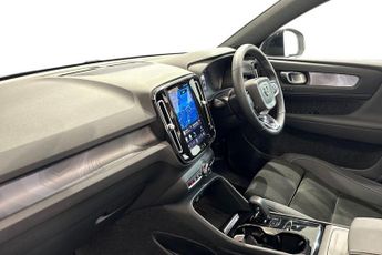 VOLVO XC40 Recharge 69kWh Ultimate SUV 5dr Electric Auto (231 ps) Panoramic