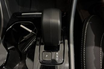 VOLVO XC40 Recharge 69kWh Ultimate SUV 5dr Electric Auto (231 ps) Panoramic