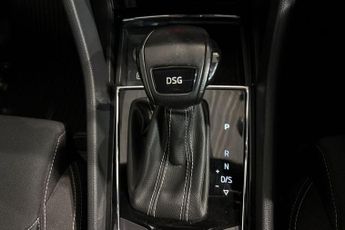 SKODA KAROQ 1.5 TSI ACT SportLine SUV 5dr Petrol DSG Euro 6 (s/s) (150 ps) P
