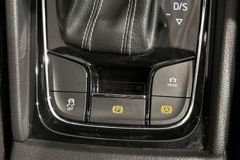 SKODA KAROQ 1.5 TSI ACT SportLine SUV 5dr Petrol DSG Euro 6 (s/s) (150 ps) P