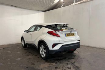 TOYOTA C-HR 1.8 VVT-h Icon SUV 5dr Petrol Hybrid CVT Euro 6 (s/s) (122 ps) R