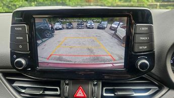 HYUNDAI I30 1.0 T-GDi MHEV SE Connect Hatchback 5dr Petrol Hybrid DCT Euro 6