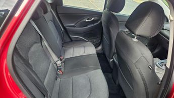 HYUNDAI I30 1.0 T-GDi MHEV SE Connect Hatchback 5dr Petrol Hybrid DCT Euro 6