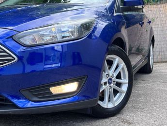 FORD FOCUS 1.0T EcoBoost Zetec Hatchback 5dr Petrol Manual Euro 6 (s/s) (10