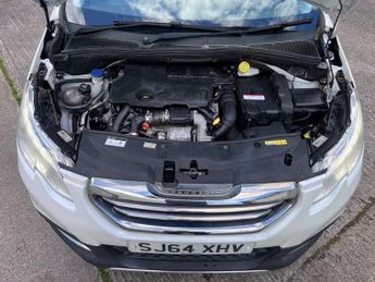 PEUGEOT 2008 1.6 e-HDi Allure SUV 5dr Diesel EGC Euro 5 (s/s) (92 ps)