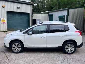 PEUGEOT 2008 1.6 e-HDi Allure SUV 5dr Diesel EGC Euro 5 (s/s) (92 ps)