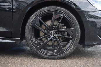 AUDI A3 1.5 TFSI 35 Black Edition Sportback 5dr Petrol S Tronic Euro 6 (