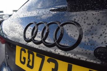 AUDI A3 1.5 TFSI 35 Black Edition Sportback 5dr Petrol S Tronic Euro 6 (
