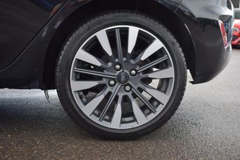 FORD FIESTA 1.0T EcoBoost MHEV Titanium X Hatchback 5dr Petrol Hybrid DCT Eu