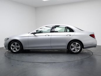 MERCEDES-BENZ E-CLASS 2.0 E220d SE Saloon 4dr Diesel G-Tronic+ Euro 6 (s/s) (194 ps)