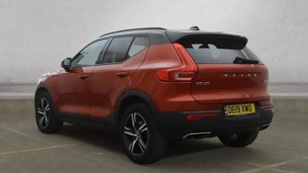 VOLVO XC40 2.0 T5 R-Design SUV 5dr Petrol Auto AWD Euro 6 (s/s) (247 ps)