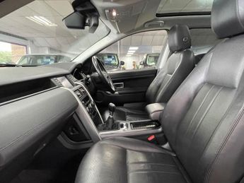 LAND ROVER DISCOVERY SPORT 2.0 eD4 HSE SUV 5dr Diesel Manual Euro 6 (s/s) (5 Seat) (150 ps)