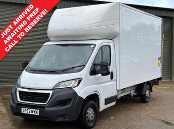 Peugeot Boxer 2.2 BlueHDi 335 Built for Business Luton 3dr Diesel Manual L4 Eu