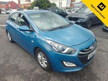 HYUNDAI I30 1.6 CRDi Active Hatchback 5dr Diesel Auto Euro 5 (110 ps)