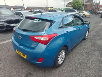 HYUNDAI I30 1.6 CRDi Active Hatchback 5dr Diesel Auto Euro 5 (110 ps)