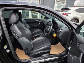 AUDI A1 1.4 TFSI CoD Black Edition Hatchback 3dr Petrol S Tronic Euro 5 