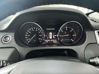 LAND ROVER DISCOVERY SPORT *7 SEATS!* 2.2 SD4 SE Tech SUV 5dr Diesel Auto 4WD Euro 5 (s/s) 