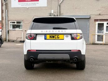 LAND ROVER DISCOVERY SPORT 2.0 TD4 SE Tech SUV 5dr Diesel Auto 4WD Euro 6 (s/s) (180 ps) NA
