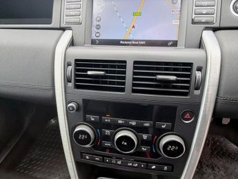 LAND ROVER DISCOVERY SPORT 2.0 TD4 SE Tech SUV 5dr Diesel Auto 4WD Euro 6 (s/s) (180 ps) NA