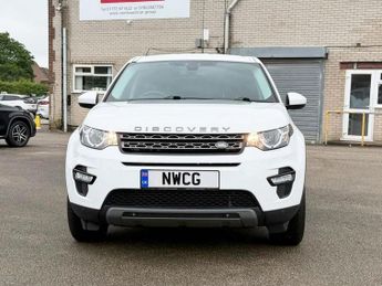 LAND ROVER DISCOVERY SPORT 2.0 TD4 SE Tech SUV 5dr Diesel Auto 4WD Euro 6 (s/s) (180 ps) NA