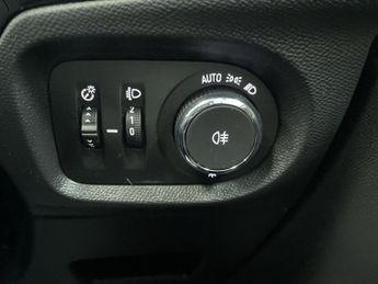VAUXHALL CORSA 1.2 SE Hatchback 5dr Petrol Manual Euro 6 (75 ps) - AA INSPECTED