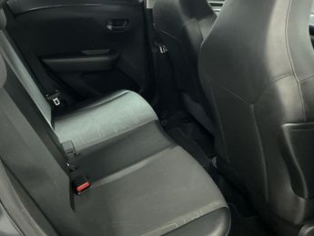 TOYOTA AYGO 1.0 VVT-i x-pression x-wave 5dr Petrol Manual Euro 5 Euro 5 (68 