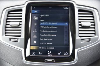 VOLVO XC90 2.0h T8 Twin Engine 10.4kWh Momentum SUV 5dr Petrol Plug-in Hybr