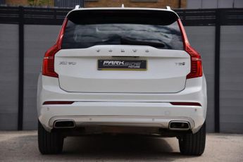 VOLVO XC90 2.0h T8 Twin Engine 10.4kWh Momentum SUV 5dr Petrol Plug-in Hybr