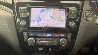 NISSAN QASHQAI 1.3 DIG-T N-Connecta SUV 5dr Petrol DCT Auto Euro 6 | REVERSE CA
